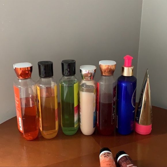 Victoria’s Secret & Bath and body works shower gel/lotion bundle - Picture 5 of 7